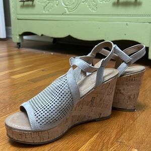 Franco Sarto Canyon Taupe/Neutral Cork Wedge Perforated Open Toe Sandals Size 7